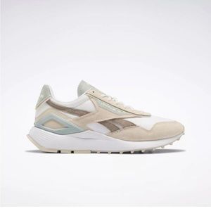 Reebok shoes - almost good as new